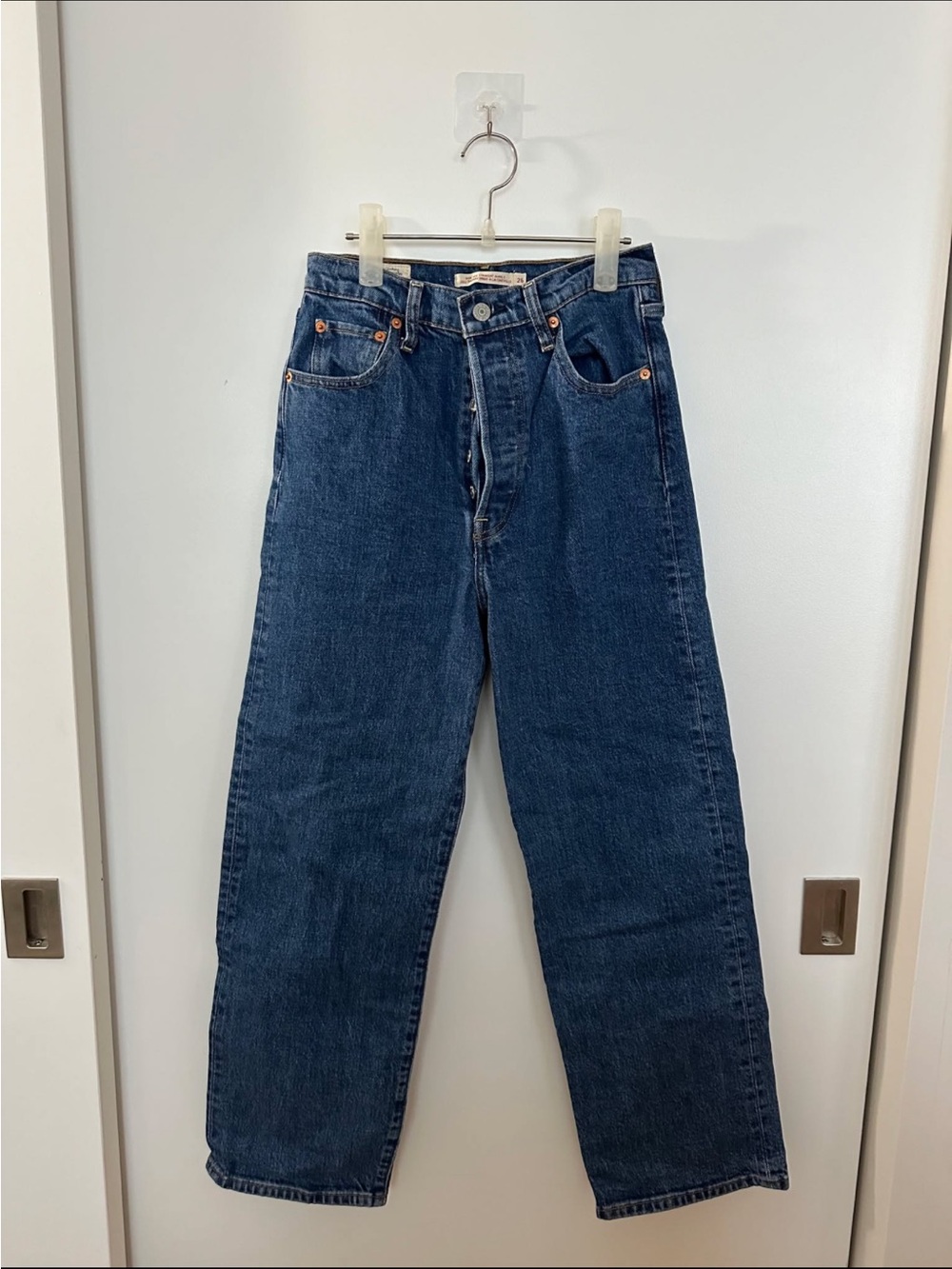 Levi's Ribcage Straight Leg Jeans - medium wash